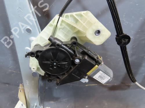 Used Front right window mechanism Front right window mechanism CITROËN C4 CACTUS 1.2 THP 110 (110 hp) 36246485 36246485