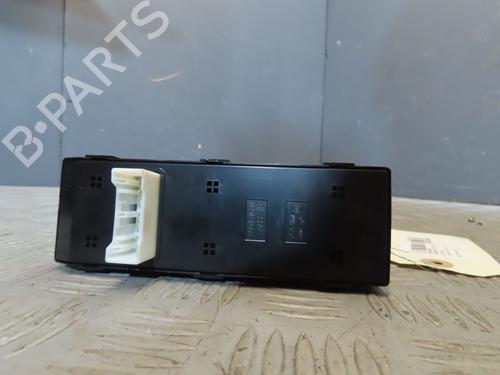 BP27470940I27 main image