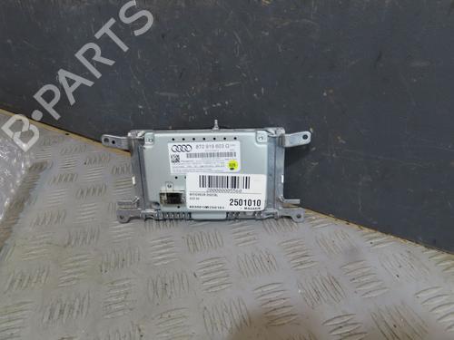 Used Display monitor AUDI A4 B8 (8K2) 2.0 TDI (143 hp) 31747904