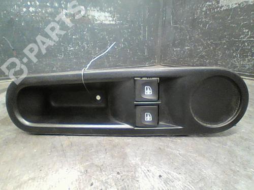 left-front-window-switch-renault-twingo-iii-bcm_-bca_-10-sce-70-bcmb-2014-10766173 main image