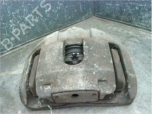 Used Right front brake caliper BMW 5 (E60) 525 d (197 hp) 23113249
