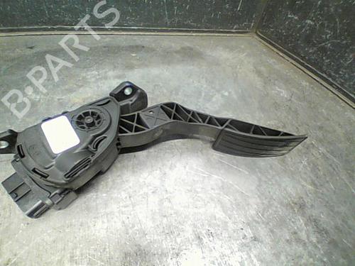 Used Pedal Pedal SUZUKI SWIFT IV (FZ, NZ) 1.2 (AZH412, ZC72S) (94 hp) 10758314 10758314