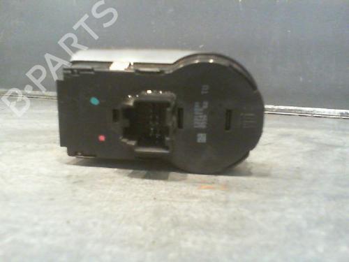 Used Headlight switch OPEL CORSA D (S07) 1.3 CDTI (L08, L68) (75 hp) 11211305