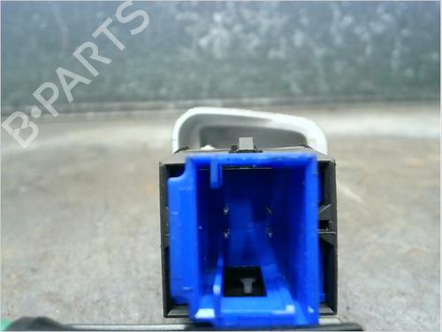 Used Warning switch PEUGEOT 208 I (CA_, CC_) 1.4 HDi (68 hp) 11628291