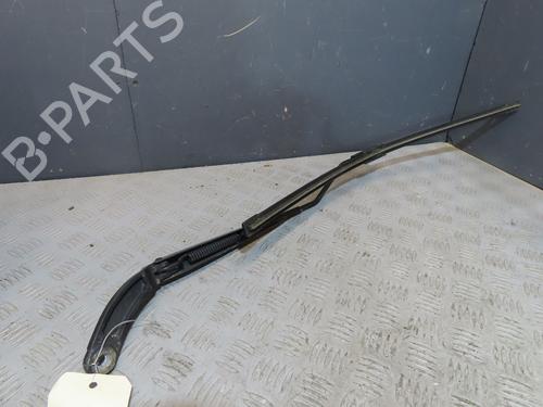 Used Front windshield wiper arm RENAULT CLIO IV (BH_) 1.5 dCi 75 (75 hp) 24534228