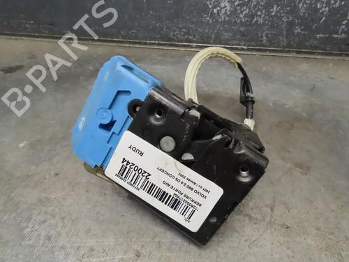 Vergrendeling links voor VOLVO S60 I (384) D5 (163 hp) 16667049