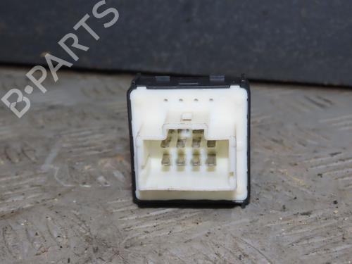 Left front window switch CITROËN C3 III (SX) 1.2 PureTech 82 | BP33032077I27 - Image 2