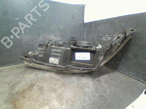 Used Right headlight RENAULT LAGUNA II (BG0/1_) 1.8 16V (BG04, BG0B, BG0C, BG0V) (117 hp) 10768021