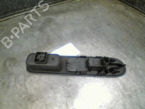 switch-peugeot-5008-0u_-0e_-16-hdi-6490x3-2009-2010-2011-2012-2013-2014-2015-2016-2017-10764274 main image