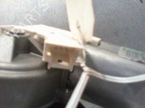 Used Rear wiper motor RENAULT CLIO III (BR0/1, CR0/1) 1.5 dCi (BR17, CR17) (86 hp) 23116854