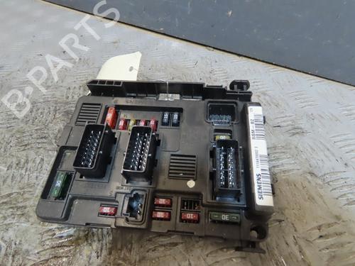 Used Fuse box PEUGEOT PARTNER MPV (5_, G_) 1.9 D (69 hp) 29963413