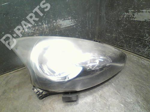 Used Right headlight Right headlight TOYOTA AYGO (_B1_) 1.0 (KGB10_, KGB10R) (68 hp) 10768076 10768076