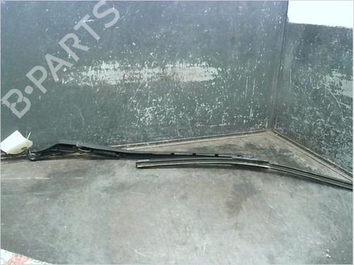 Used Front windshield wiper arm AUDI A6 C5 (4B2) 2.5 TDI quattro (180 hp) 14980121