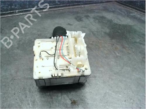 Used Steering column stalk RENAULT CAPTUR I (J5_, H5_) 0.9 TCe 90 (90 hp) 13111954