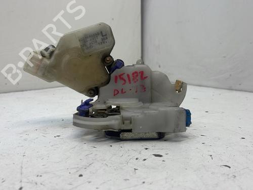 Used Front left lock NISSAN X-TRAIL I (T30) [2001-2013]  28543723