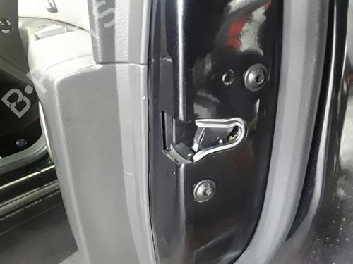 Used Front right lock CHEVROLET CRUZE (J300) 2.0 CDI (150 hp) 29903125