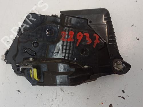 Rear left lock TOYOTA YARIS (_P13_) 1.5 Hybrid (NHP130_, NHP130) | BP26707930C100 