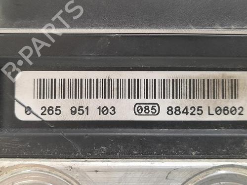 Used ABS pump PEUGEOT 308 SW I (4E_, 4H_) 1.6 HDi (109 hp) 13526457