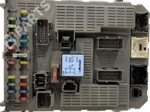 Used Fuse box CITROËN C5 I (DC_) 2.0 HDi (DCRHZB, DCRHZE) (109 hp) 11059215