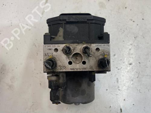 ABS pump TOYOTA COROLLA Verso (ZER_, ZZE12_, R1_) 1.8 (ZNR11_, ZNR11R) | BP18472152M43 