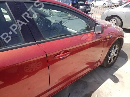 Used Right front door FORD MONDEO IV Turnier (BA7) 2.0 TDCi (140 hp) 17536388