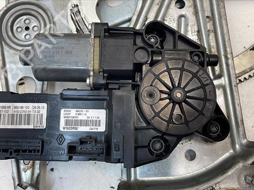 Front left window mechanism RENAULT MEGANE III Hatchback (BZ0/1_, B3_) 1.6 16V (BZ0H) | BP29607625C22 