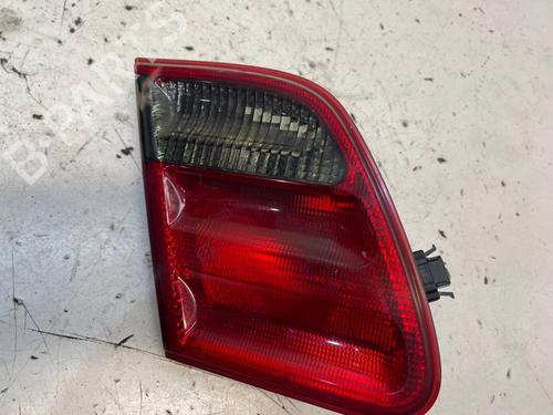 Venstre baglygte bagklap MERCEDES-BENZ E-CLASS (W210) E 270 CDI (210.016) (170 hp) 30199014