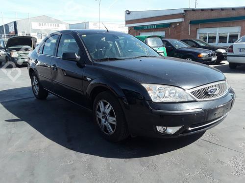 Right headlight FORD MONDEO III (B5Y) 2.0 TDCi | BP13058642C29 