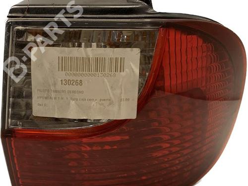 Used Right taillight HYUNDAI H-1 / STAREX Bus (A1) 2.5 TD 4WD (99 hp) 10996825
