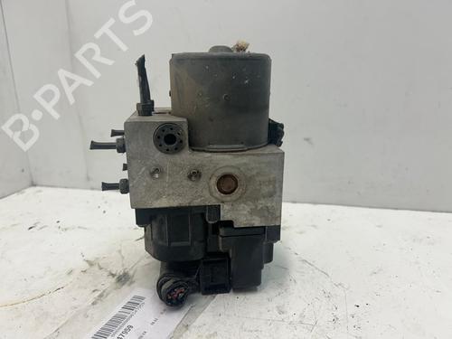 Used ABS pump KIA SORENTO I (JC) 2.5 CRDi 4WD (140 hp) 21028110