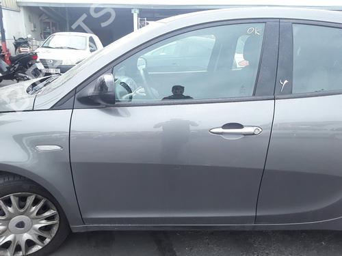 Used Left front door LANCIA YPSILON (312_) 1.3 D Multijet (312.YXE1A, 312.YXU1A) (95 hp) 31018292