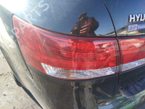 Used Left taillight HYUNDAI SONATA V (NF) [2004-2014]  31050981