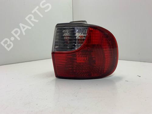 Used Right taillight HYUNDAI H-1 / STAREX Bus (A1) 2.5 TD 4WD (101 hp) 17243083