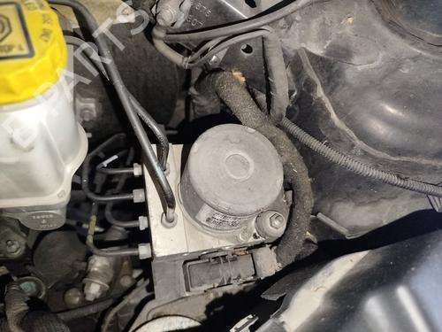 Used ABS pump FIAT BRAVO II (198_) 1.9 D Multijet (198AXB1A) (120 hp) 30536981