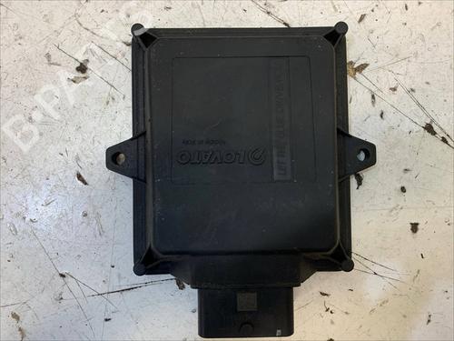 Used Electronic module TOYOTA CELICA Coupe (_T23_) 1.8 16V VT-i (ZZT230_, ZZT230) (143 hp) 31044955