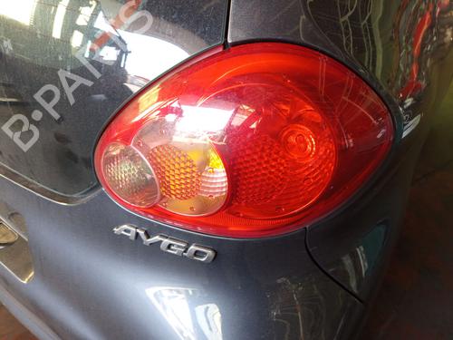 Used Right taillight TOYOTA AYGO (_B1_) 1.0 (KGB10_, KGB10R) (68 hp) 30321273