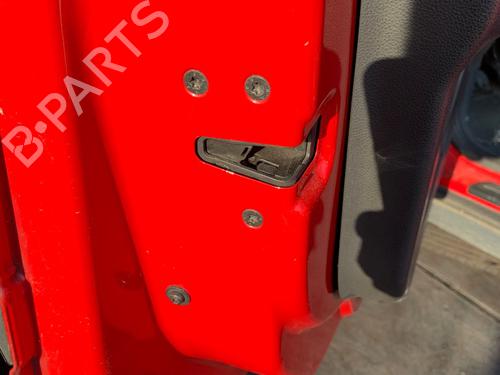 Venstre fortil lås VOLVO V50 (545) 1.6 D (110 hp) 31648578