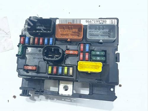 Used Fuse box PEUGEOT 207 (WA_, WC_) [2006-2015]  30321276