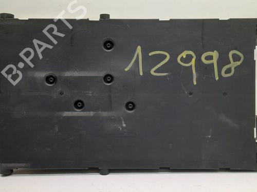 Fuse box INFINITI Q30 2.2 D (170 hp) 12534507