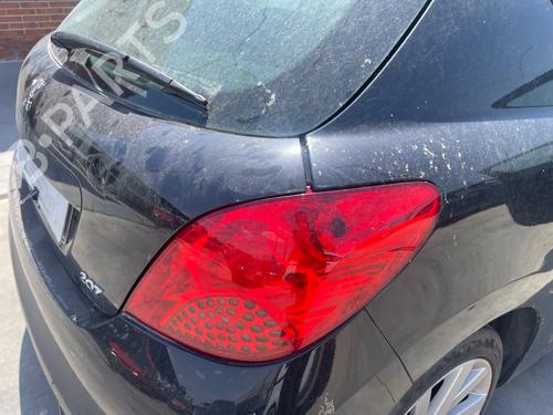 Used Right taillight PEUGEOT 207 (WA_, WC_) 1.6 HDi (109 hp) 31827008
