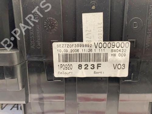 Instrument cluster SEAT LEON (1P1)  | BP17588724C47 