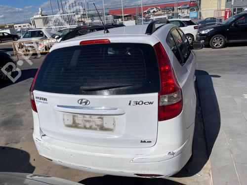 Right headlight HYUNDAI i30 Estate (FD) 1.6 CRDi | BP30548429C29 