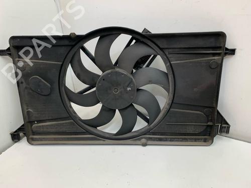 Used Radiator fan FORD FOCUS II (DA_, HCP, DP) [2004-2013]  16166225