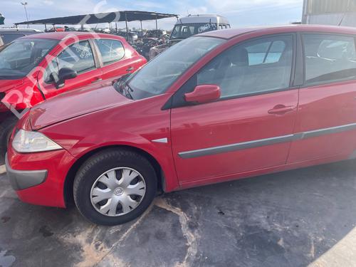 Used Parts RENAULT MEGANE II (BM0/1_, CM0/1_) 1.9 dCi (131 hp) 4248335