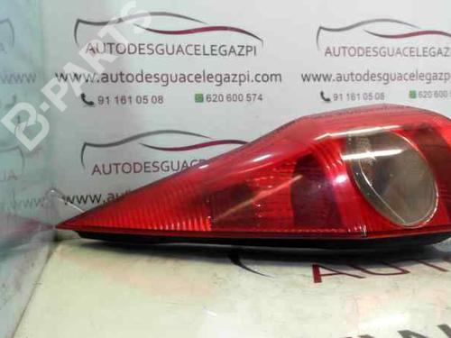Used Right taillight RENAULT MEGANE II Estate (KM0/1_) 1.9 dCi (KMRG, KM1G, KM0G, KM2C) (120 hp) 10998519
