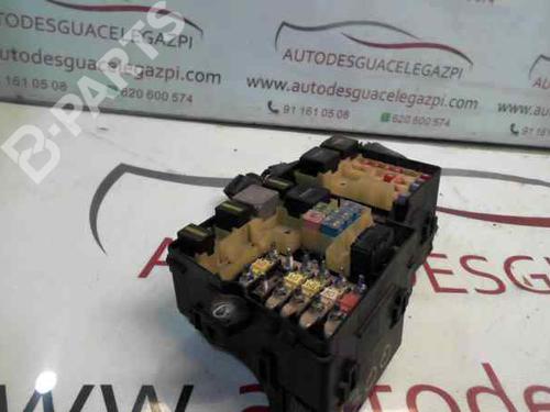Used Fuse box FORD FOCUS II (DA_, HCP, DP) [2004-2013]  11002132
