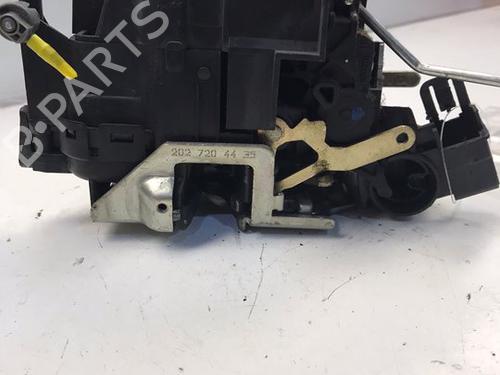 Front right lock MERCEDES-BENZ E-CLASS (W210) E 290 Turbo-D (210.017) | BP13693172C97 