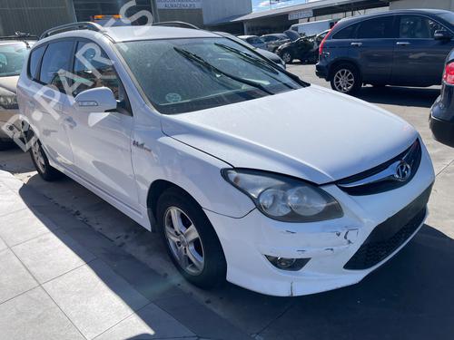 Right headlight HYUNDAI i30 Estate (FD) 1.6 CRDi | BP30548429C29 