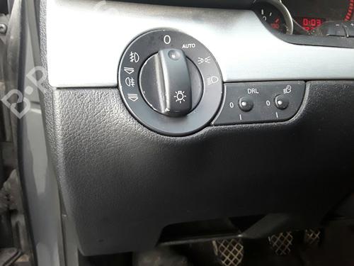 Forlygtekontakt AUDI A4 B7 (8EC) 2.0 TDI quattro (140 hp) 27572853