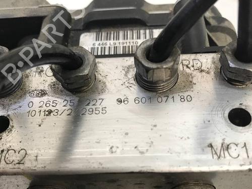 ABS pump PEUGEOT 308 SW I (4E_, 4H_) 1.6 HDi | BP27573797M43 